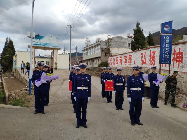 曲靖消防支队今天来了22人