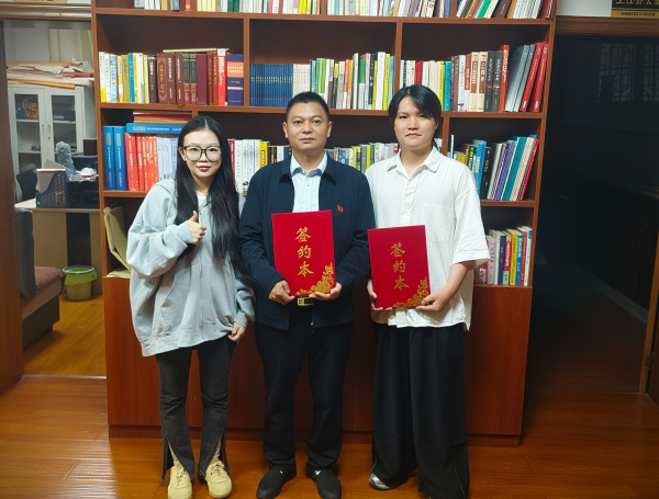 611afeb2118c944d877f874365843bb7_副本.jpg